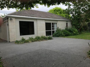 Ngapuna Cottage